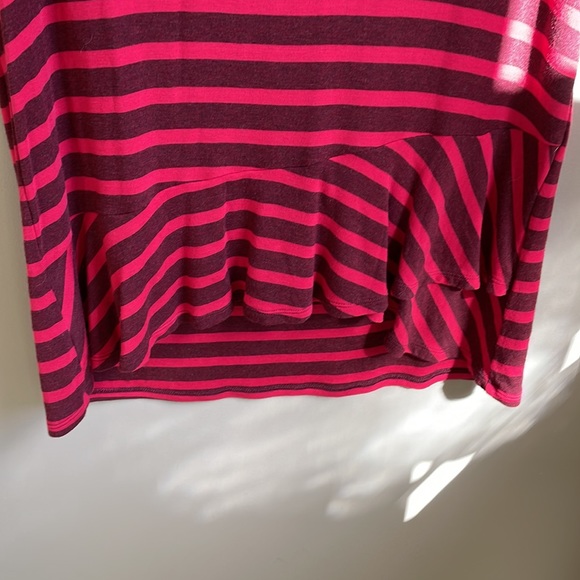 CAbi Red striped tshirt with flounce bottom - Picture 4 of 5
